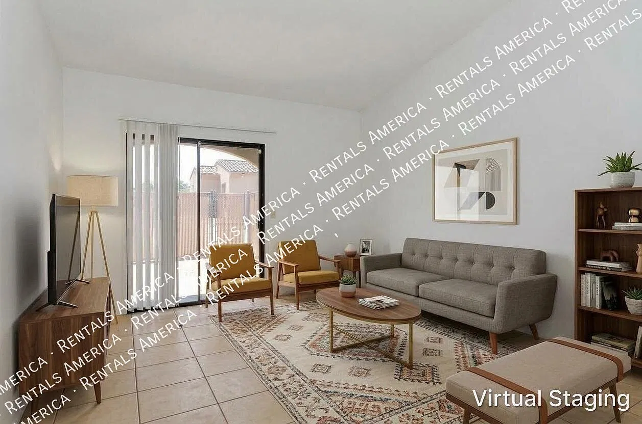 West side 2 bedroom townhome — Photo 1