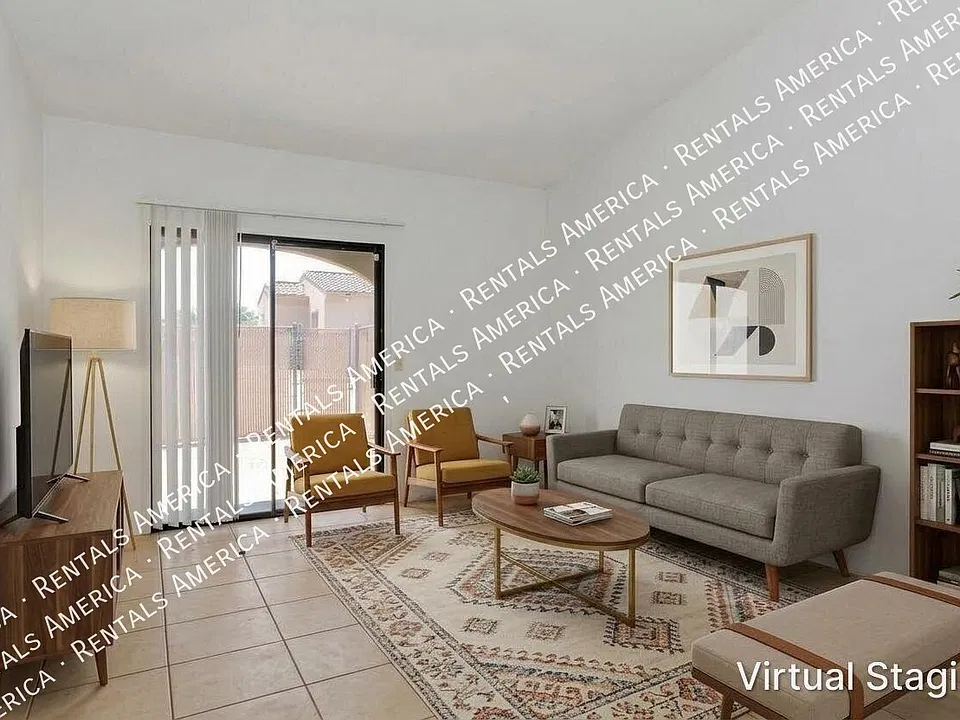 1366 N Riverview Blvd