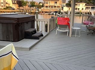 5400 Edgewater Ave, Ventnor, NJ 08406