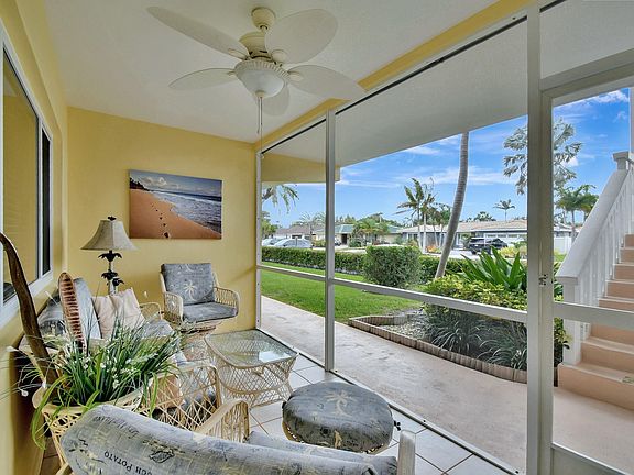 2nd image of 2121 NE 68th Street #102