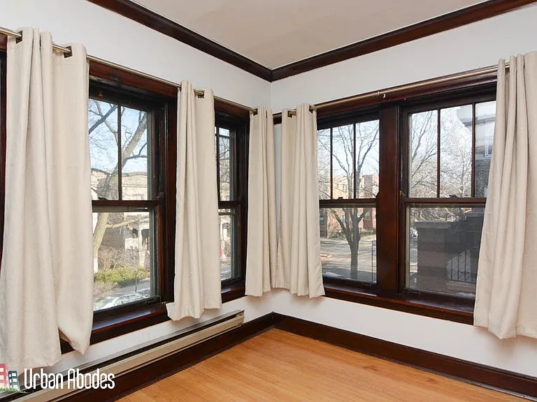 1309 W Newport Ave #2AC — Photo 3