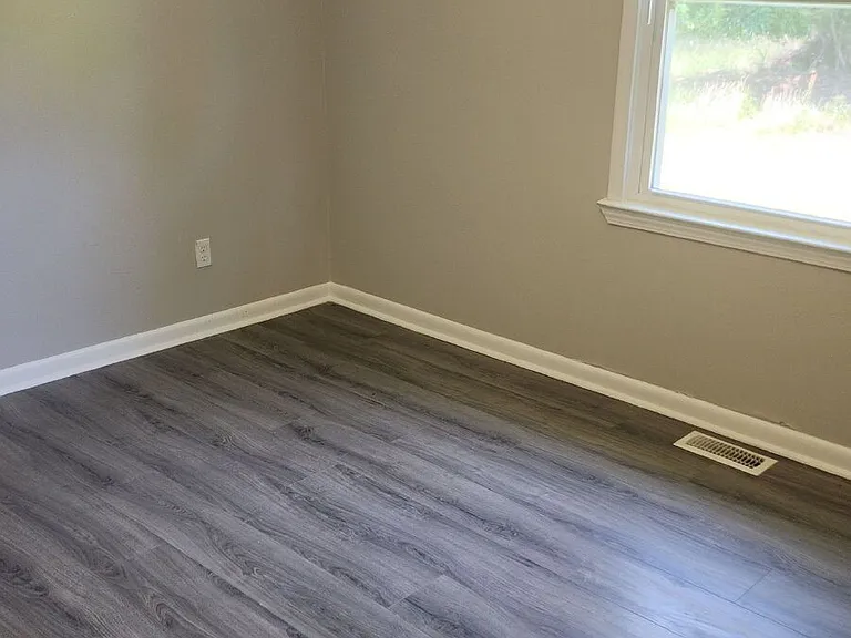 303A Alice Dr — Photo 6