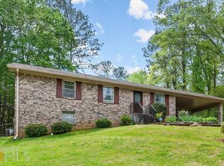 4401 Rustic Wood Dr, Stone Mountain, GA 30083