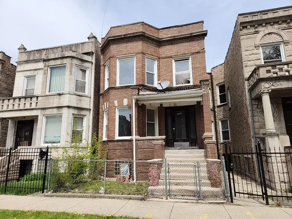 4328 W Adams St, Chicago, IL 60624