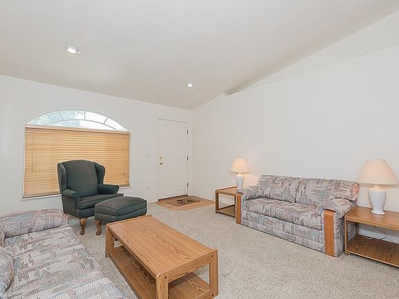 5th image of 3792 E Summerridge Cir