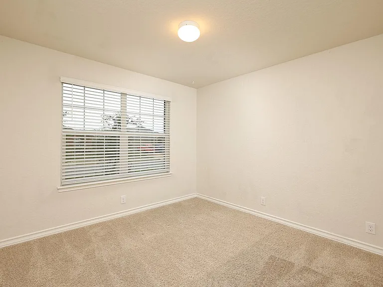 325 Colbert Ferry — Photo 13