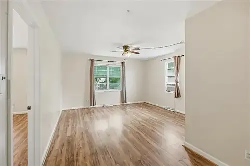 4000 Campbell St #2E — Photo 3