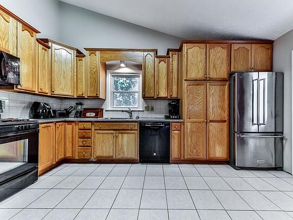 4th image of 5701 E Emerald Oaks Dr