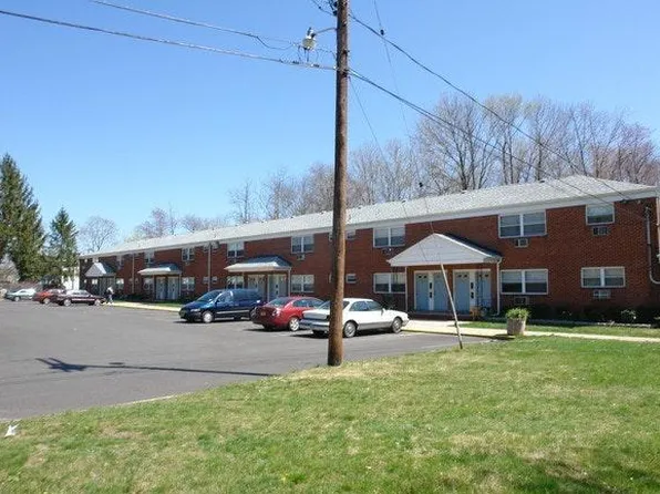 175 South St #4, Eatontown, NJ 07724