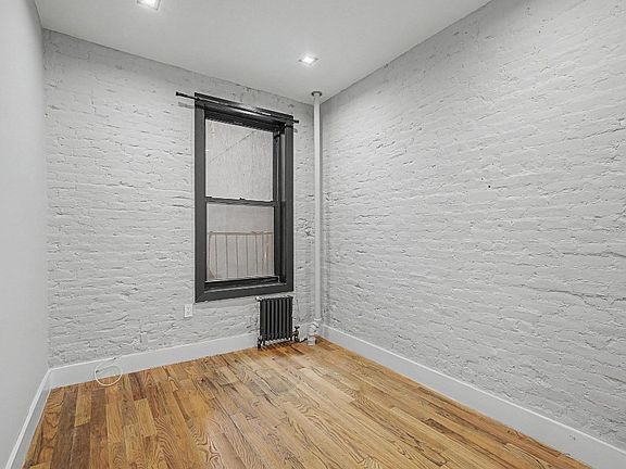 5th image of 20 Prince St APT 31