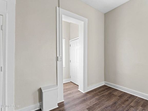 5th image of 636 E Breckinridge St APT 3