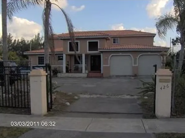 426 NW 143rd St, Miami, FL 33168