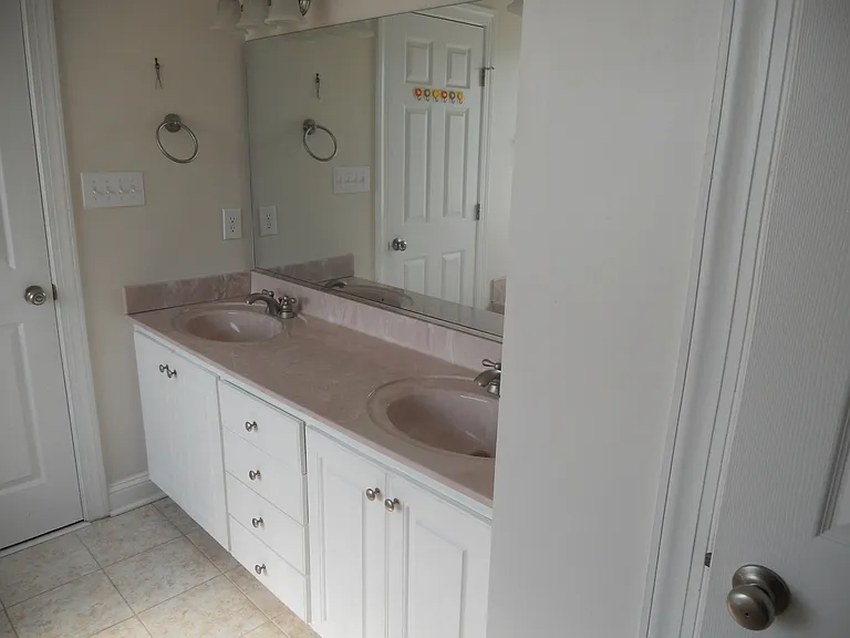 409 Pointe Dr — Photo 13