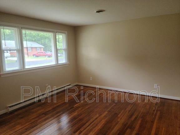 4th image of 5513 Burtwood Ln
