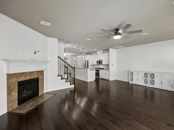 3895 Asbury Ln, Addison, TX 75001