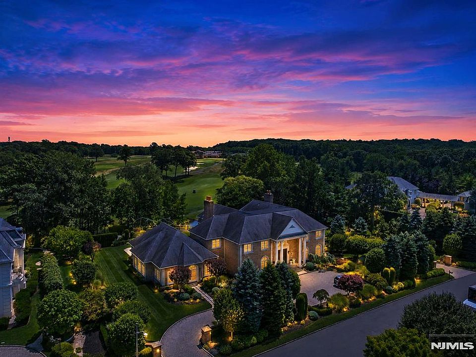 1st image of 196 Vaccaro Dr
