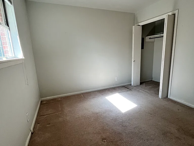 1749 Winchester St — Photo 12