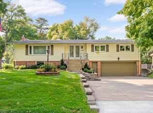 4155 Forest Ct, White Bear Township, MN 55110