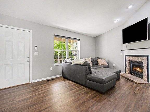 4th image of 5316 Bedford Ct