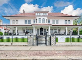 238 W Penn St, Long Beach, NY 11561