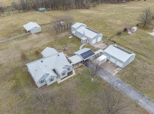 2119 E 495th Road, Halfway, MO 65663