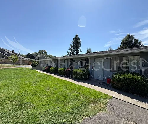 1037 SW Puff Ln Photo 1