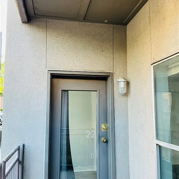 238 Walker St SW #22 — Photo 3