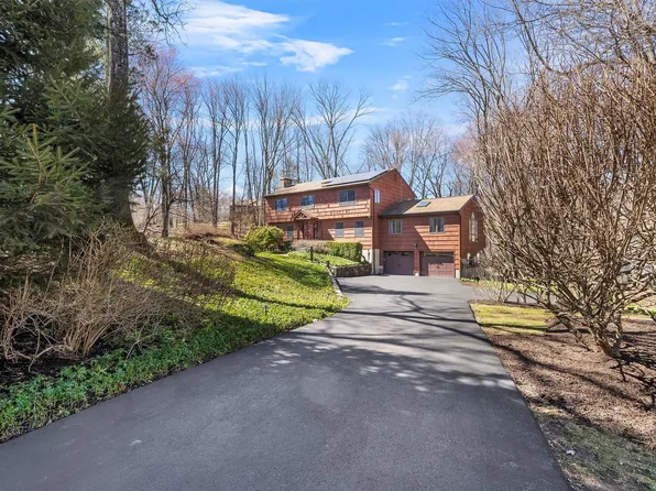 4 Teresa Lane, Cortlandt Manor, NY 10567