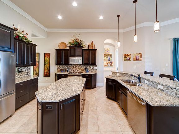 5th image of 956 Emerald Bay Dr