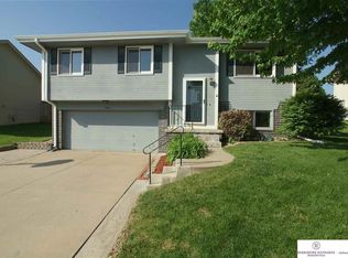 15315 Rock Creek Dr, Omaha, NE 68138