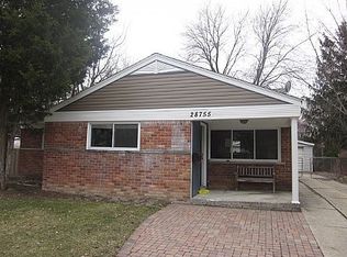28755 Pierce Ave, Southfield, MI 48076