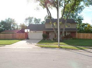 7005 Caliente Ct, Englewood, OH