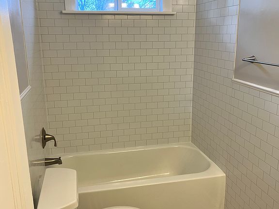 4th image of 312 Pennsylvania Blvd #310