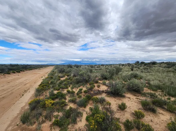 26th U1 B7 L32 Ave NW, Rio Rancho, NM 87124