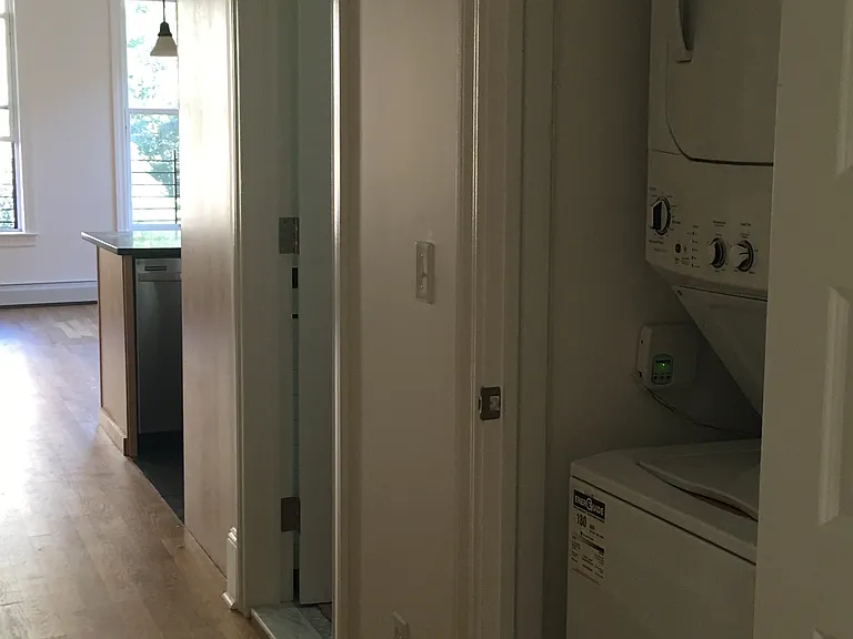 68 Edgecombe Ave #2 — Photo 7