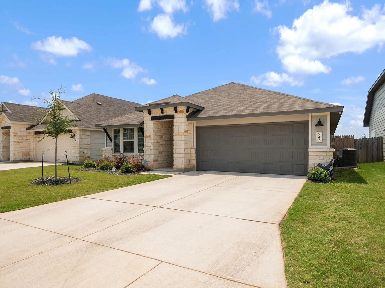 948 Black Horse Way - 1 — Photo 3