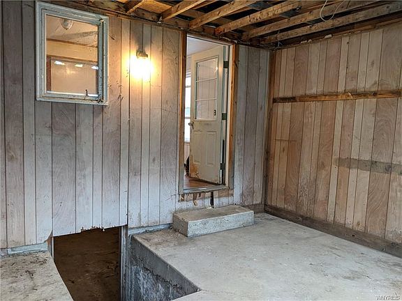 5th image of 37 Saint Hedwig Ave