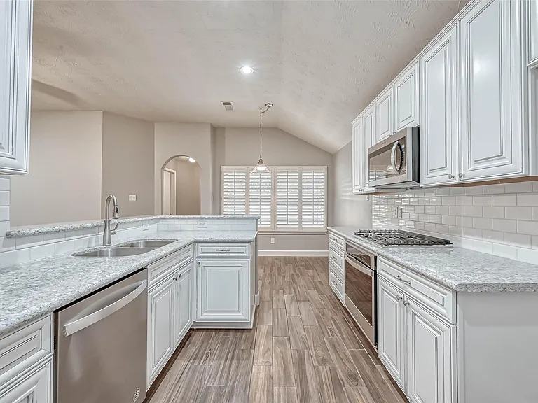 15943 Pleasant Green Cir — Photo 15
