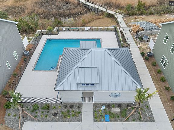 5th image of 6663 Lemon Ln