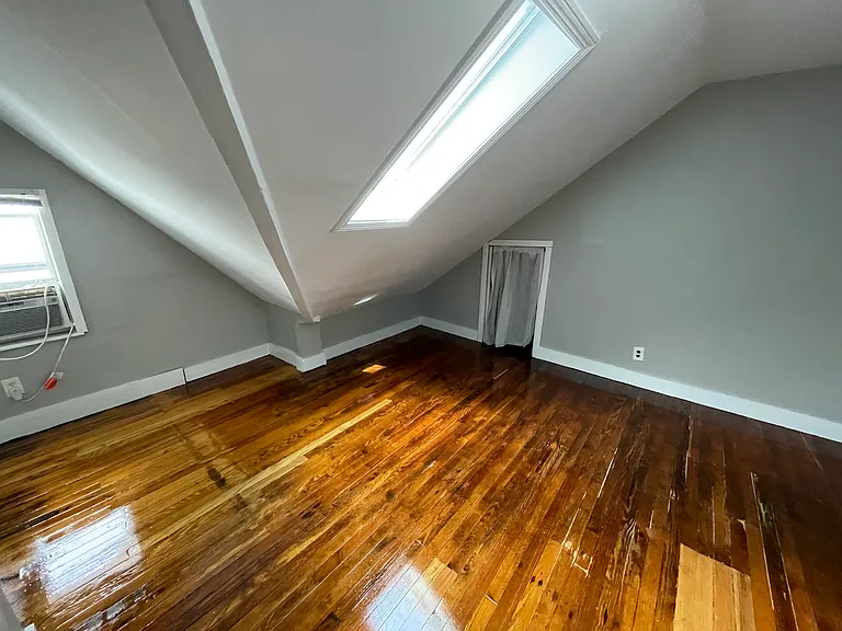 19 Woodland St #3 — Photo 16