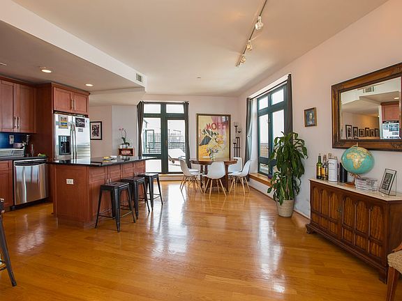 5th image of 630 Washington Ave APT 6B