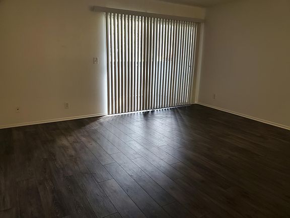 5th image of 451 E Port Hueneme Rd #128
