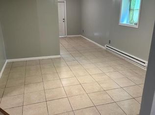 27 Silver St, Newark, NJ 07106