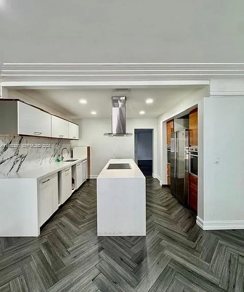 1128 SW 21st Ave — Photo 3