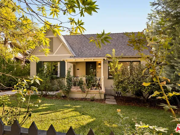 246 Robinson Rd, Pasadena, CA 91104