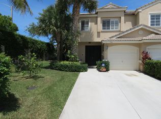 5966 NW 47th Ter, Coconut Creek, FL 33073