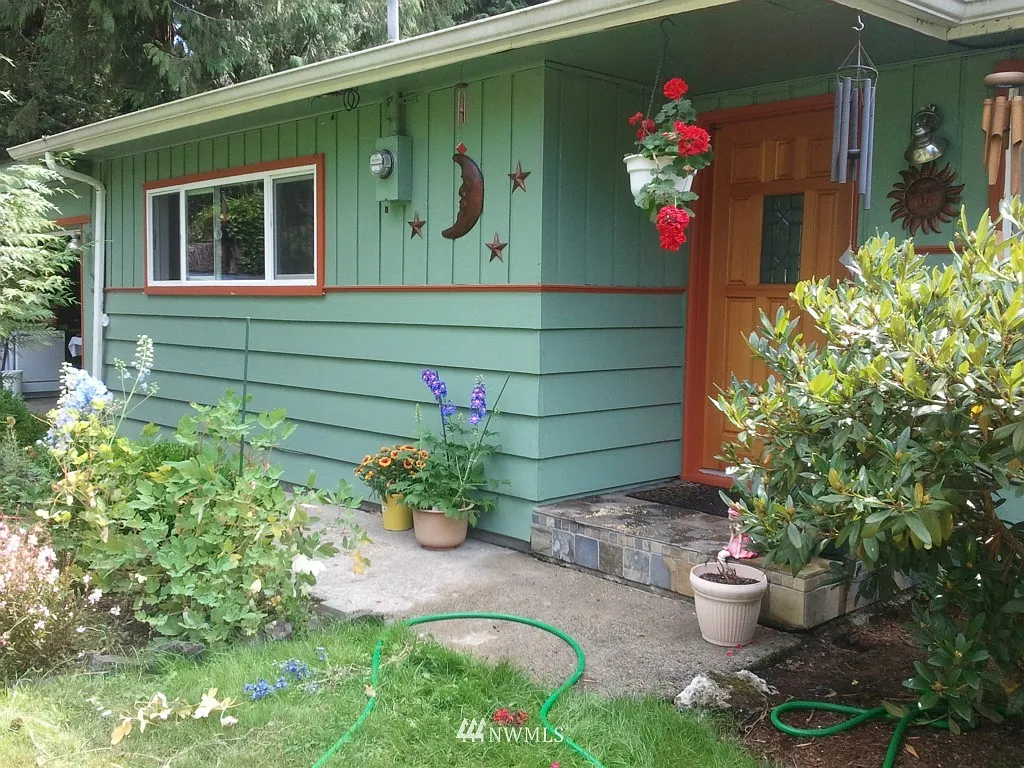 2325 63rd Court SW photo 1