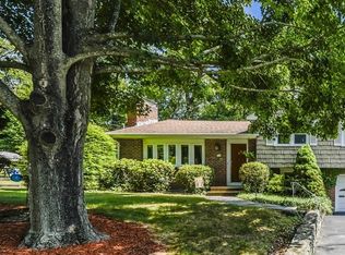 92 Booth Rd, Dedham, MA 02026