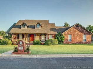 107 Eubanks Dr, Tahlequah, OK 74464