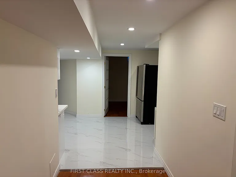157 Galbraith Cres #BSMNT — Photo 3